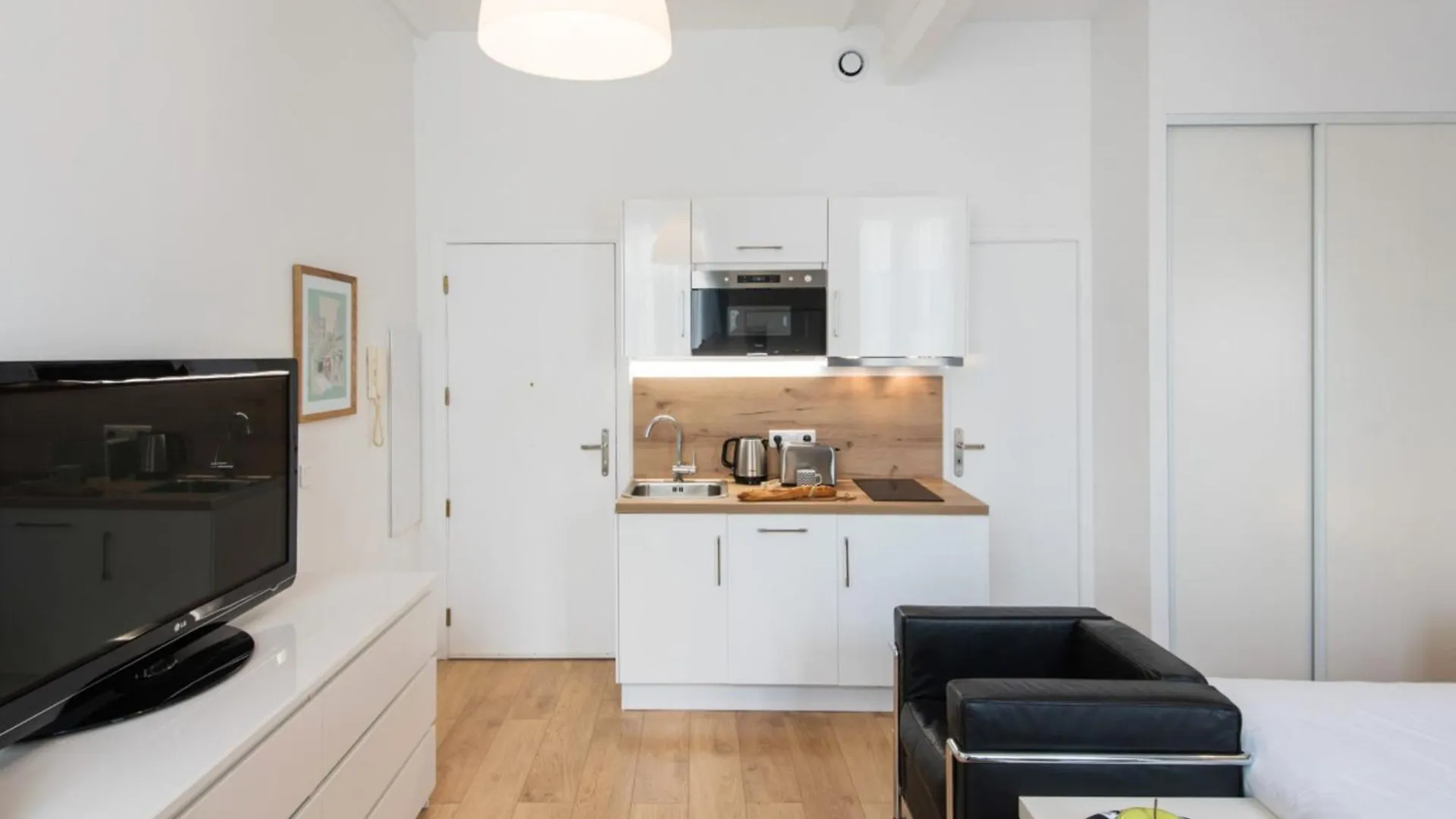 Le Studio Graphite Welkeys Nice Apartment